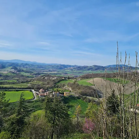 Castello * Frontone